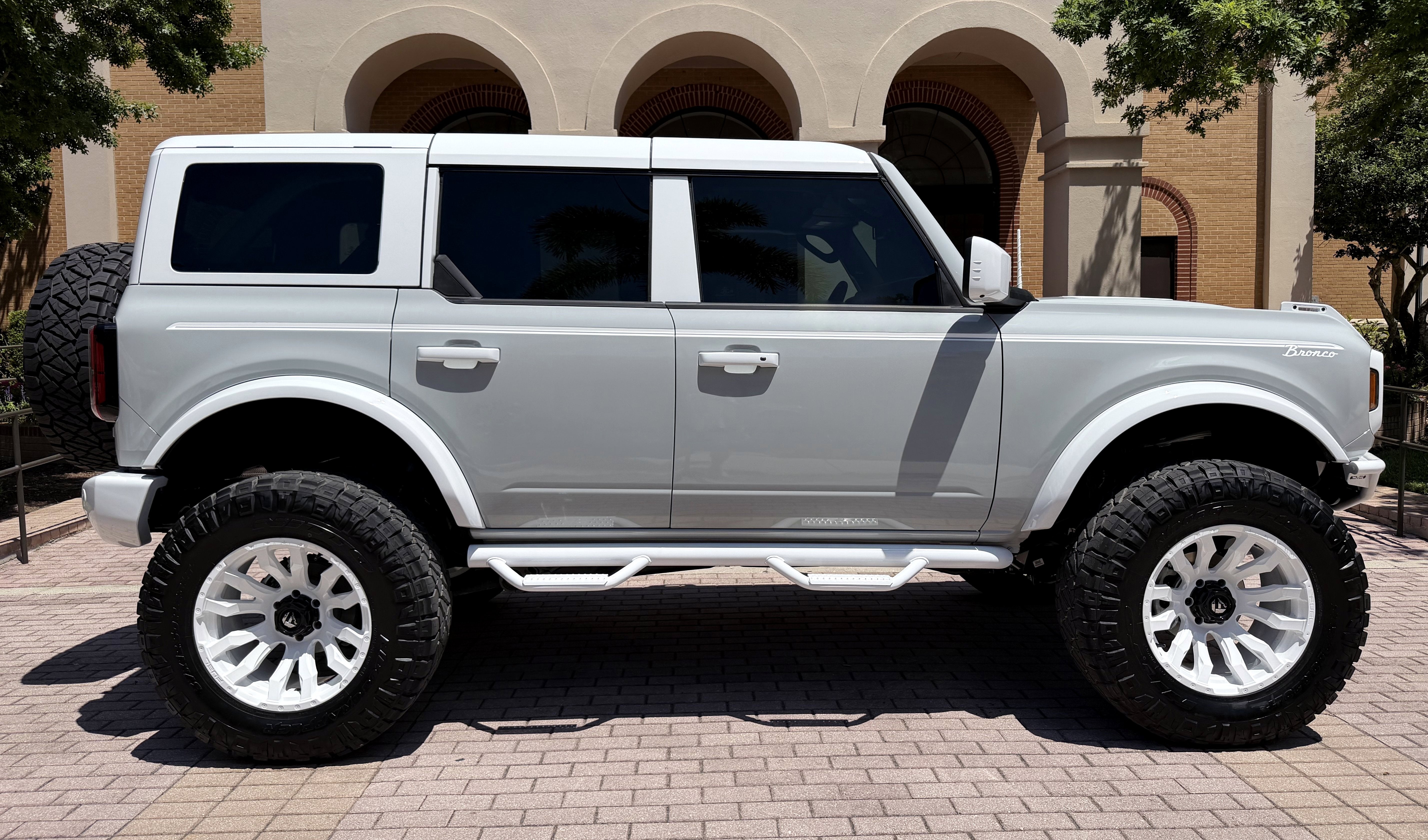 ford bronco 4-door 2026 1FMEE8BP8TLA69825 image ford bronco 4-door 2026 1FMEE8BP8TLA69825 image